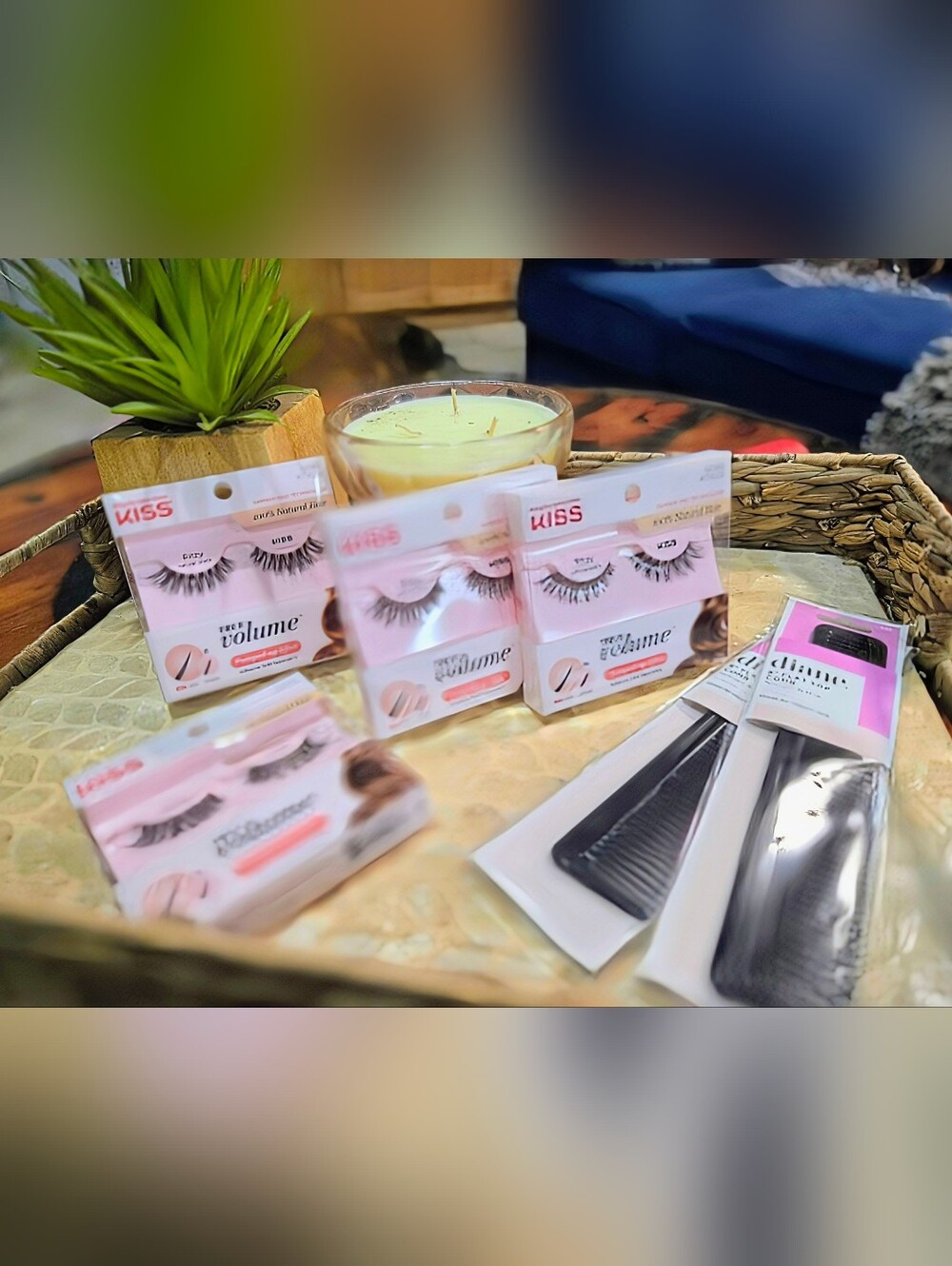 NWT KISS True Volume False Lashes Ritzy Black Set + Diane Comb Combo